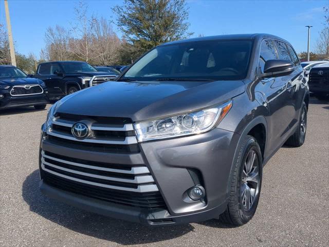 used 2019 Toyota Highlander car, priced at $24,999