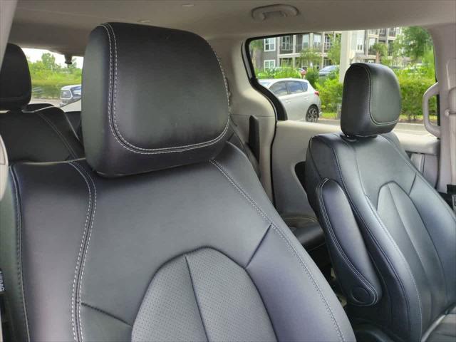 used 2024 Chrysler Pacifica Hybrid car, priced at $27,444