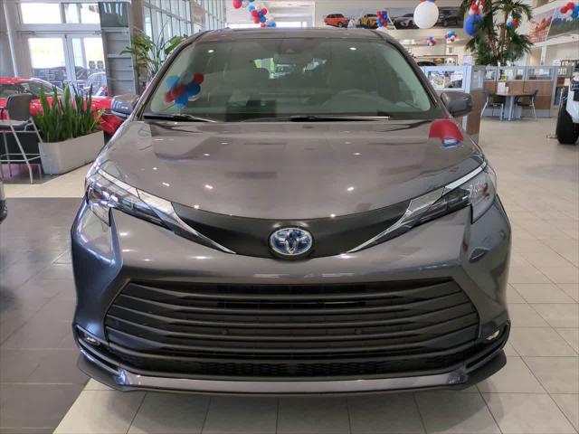 new 2025 Toyota Sienna car, priced at $49,200