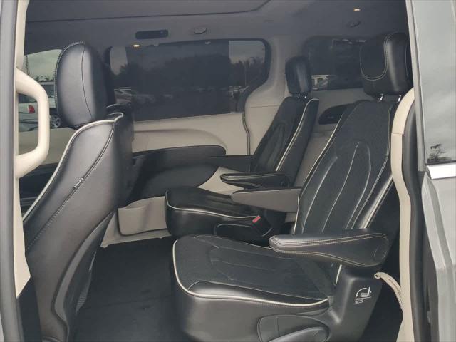 used 2022 Chrysler Pacifica car, priced at $21,999