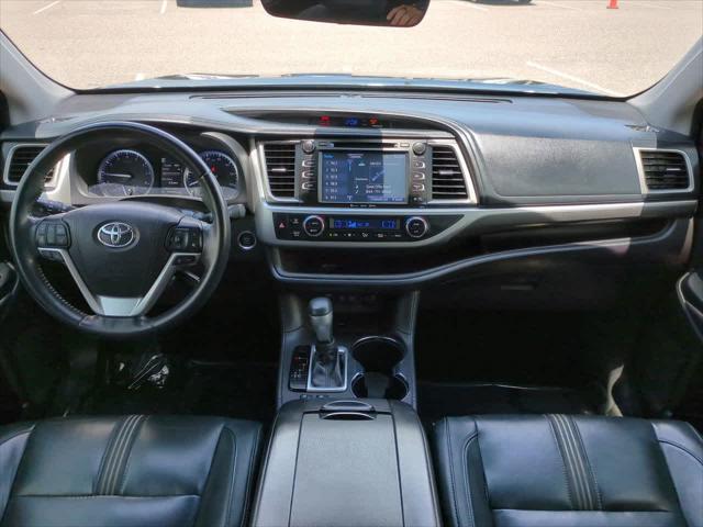 used 2018 Toyota Highlander car, priced at $17,444
