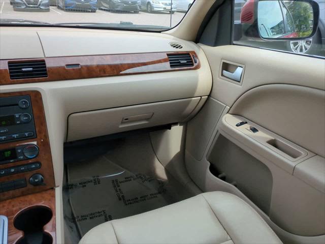 used 2006 Ford Five Hundred car, priced at $5,999