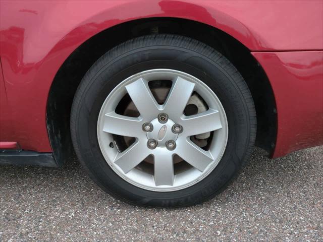 used 2006 Ford Five Hundred car, priced at $5,999