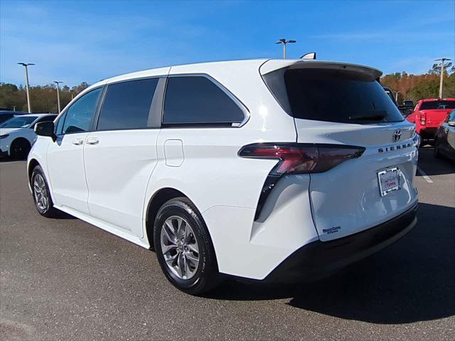 used 2023 Toyota Sienna car, priced at $37,999