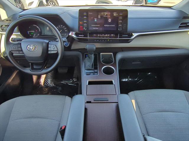 used 2023 Toyota Sienna car, priced at $37,999