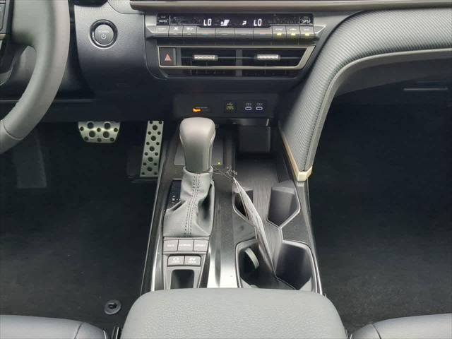 new 2025 Toyota Camry car, priced at $34,581