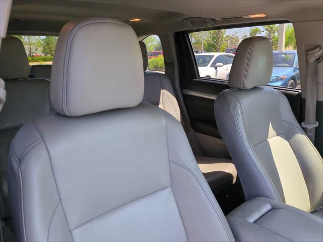 used 2019 Toyota Highlander car, priced at $16,999