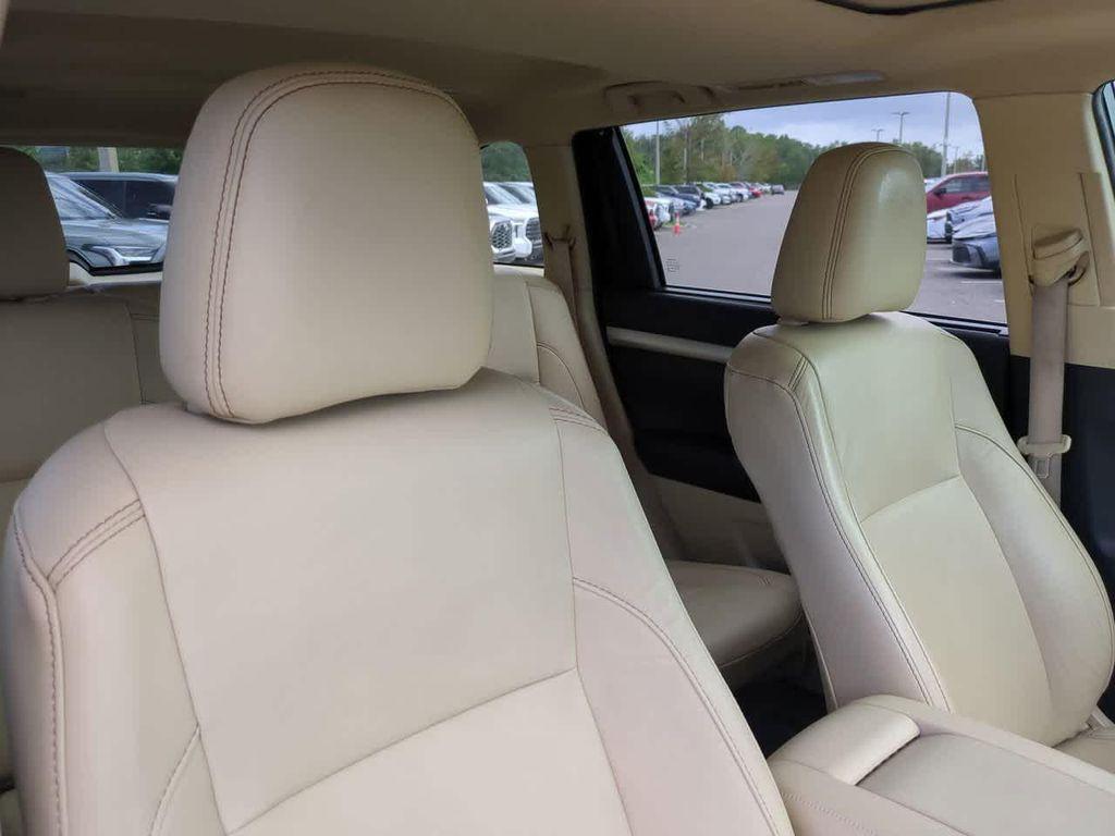 used 2019 Toyota Highlander car, priced at $22,444