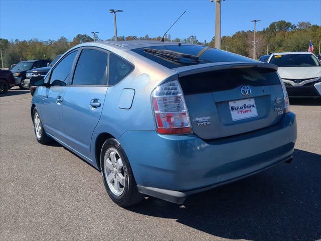 used 2007 Toyota Prius car, priced at $3,999