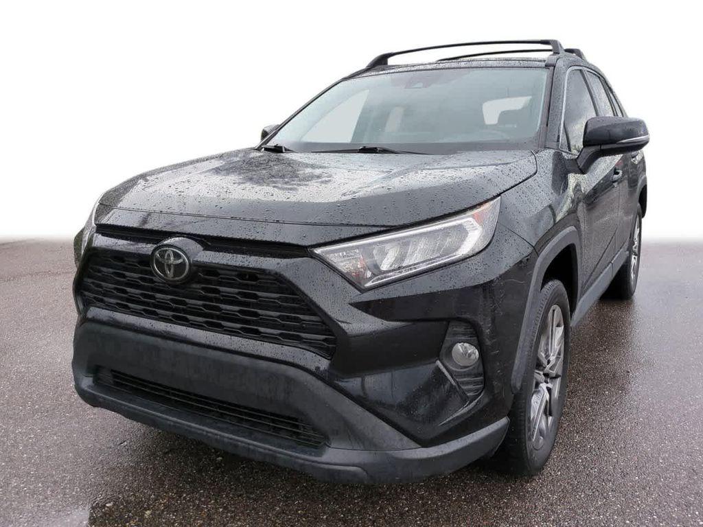used 2020 Toyota RAV4 car, priced at $17,244