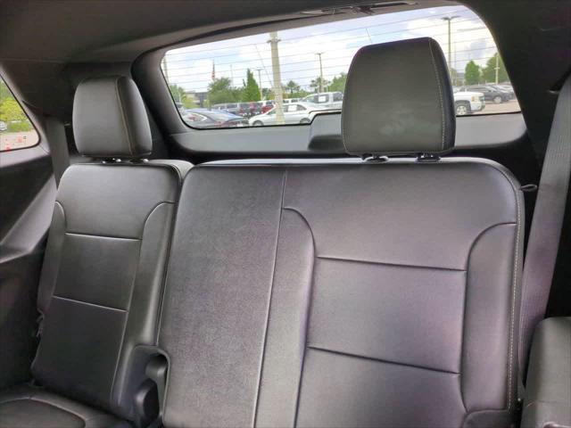 used 2022 Chevrolet Traverse car, priced at $25,999