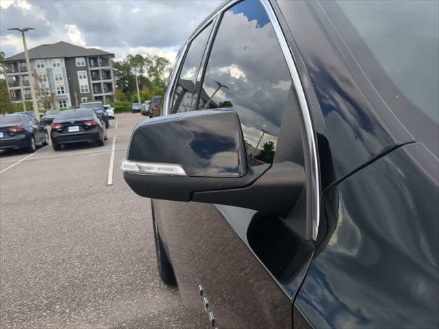 used 2022 Chevrolet Traverse car, priced at $26,844