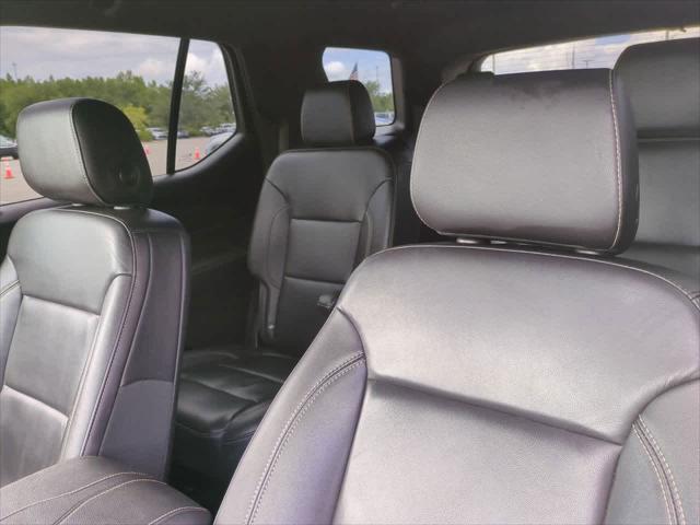 used 2022 Chevrolet Traverse car, priced at $25,999