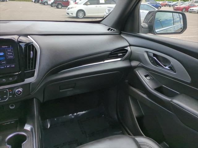 used 2022 Chevrolet Traverse car, priced at $25,999