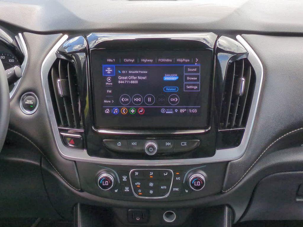 used 2022 Chevrolet Traverse car, priced at $23,199