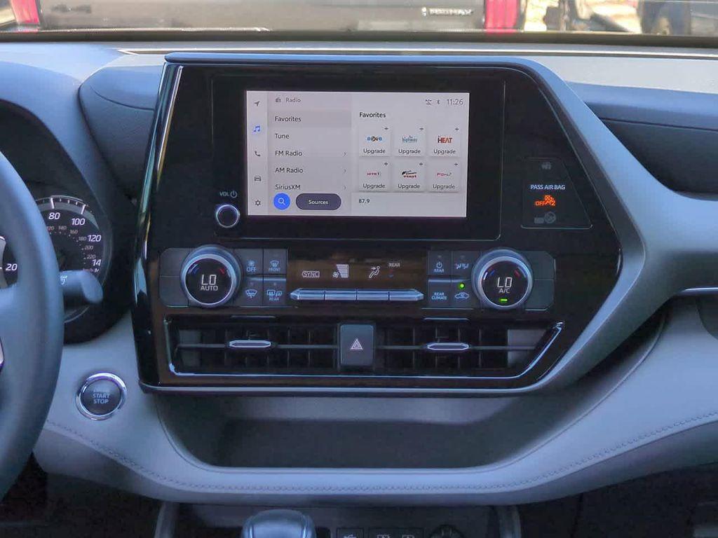 used 2023 Toyota Highlander car, priced at $29,244