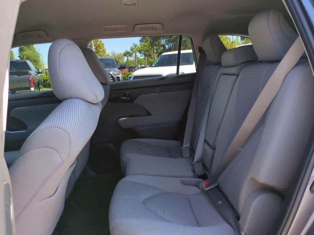 used 2023 Toyota Highlander car, priced at $29,244