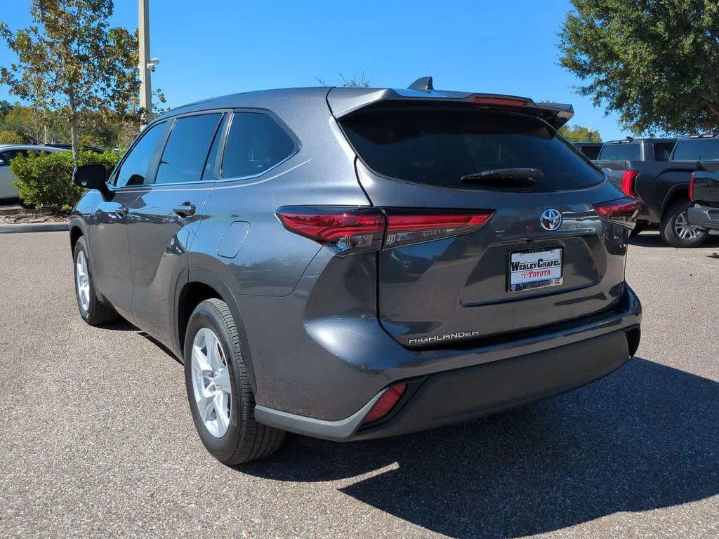used 2023 Toyota Highlander car, priced at $29,244