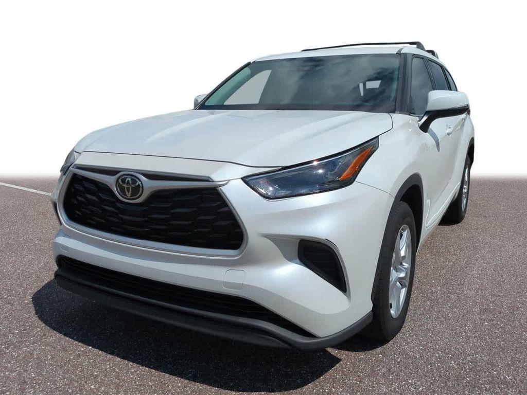 used 2022 Toyota Highlander car, priced at $25,744