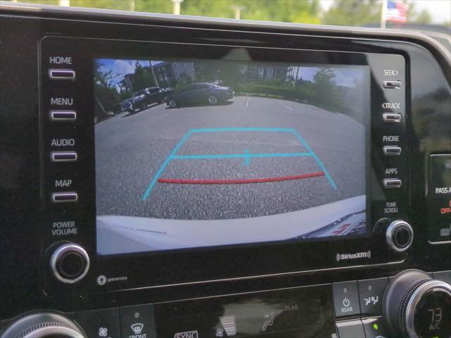 used 2022 Toyota Highlander car, priced at $29,999
