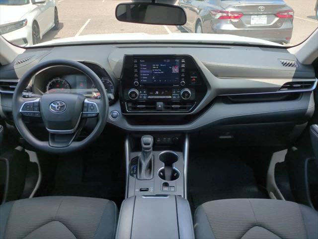 used 2022 Toyota Highlander car, priced at $29,999