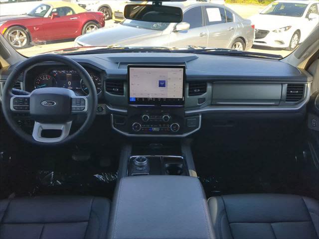 used 2024 Ford Expedition car, priced at $54,999