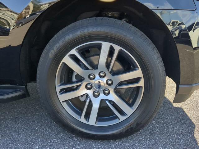 used 2024 Ford Expedition car, priced at $54,999