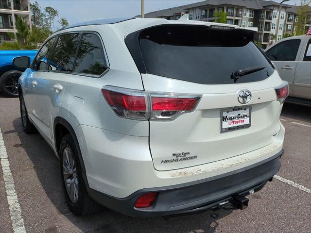 used 2015 Toyota Highlander car, priced at $11,999