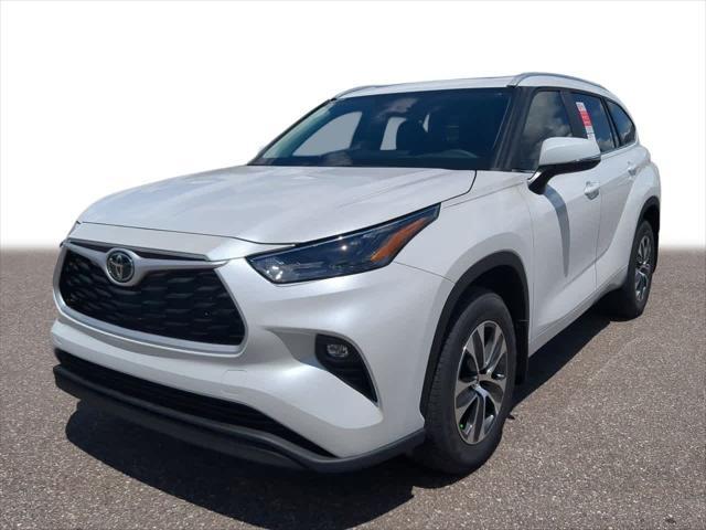 new 2024 Toyota Highlander car, priced at $44,221