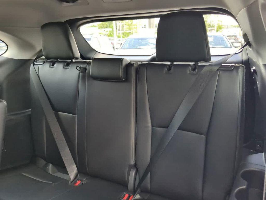 new 2024 Toyota Highlander car, priced at $45,971