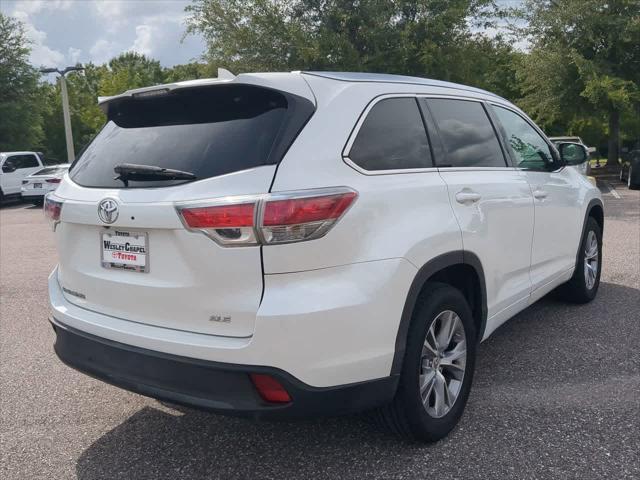 used 2015 Toyota Highlander car, priced at $15,999