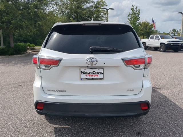 used 2015 Toyota Highlander car, priced at $15,999