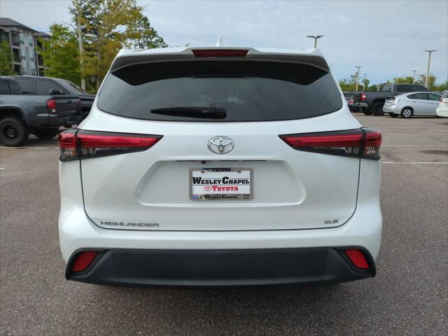 used 2023 Toyota Highlander car, priced at $31,999