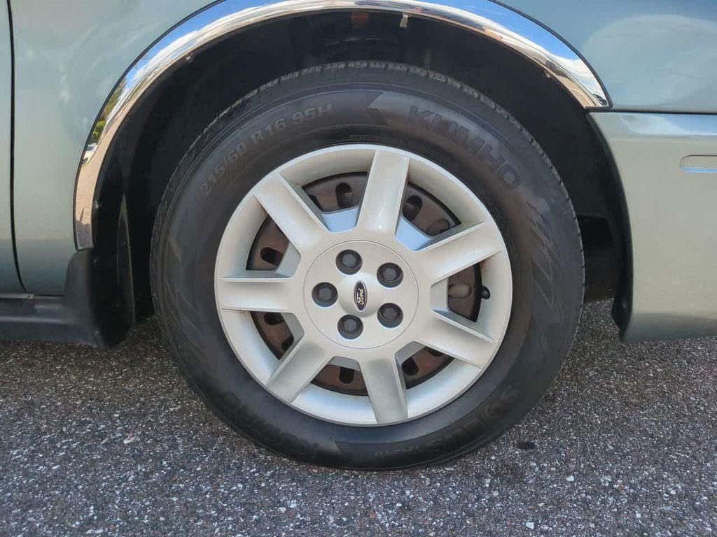 used 2007 Ford Taurus car, priced at $6,244