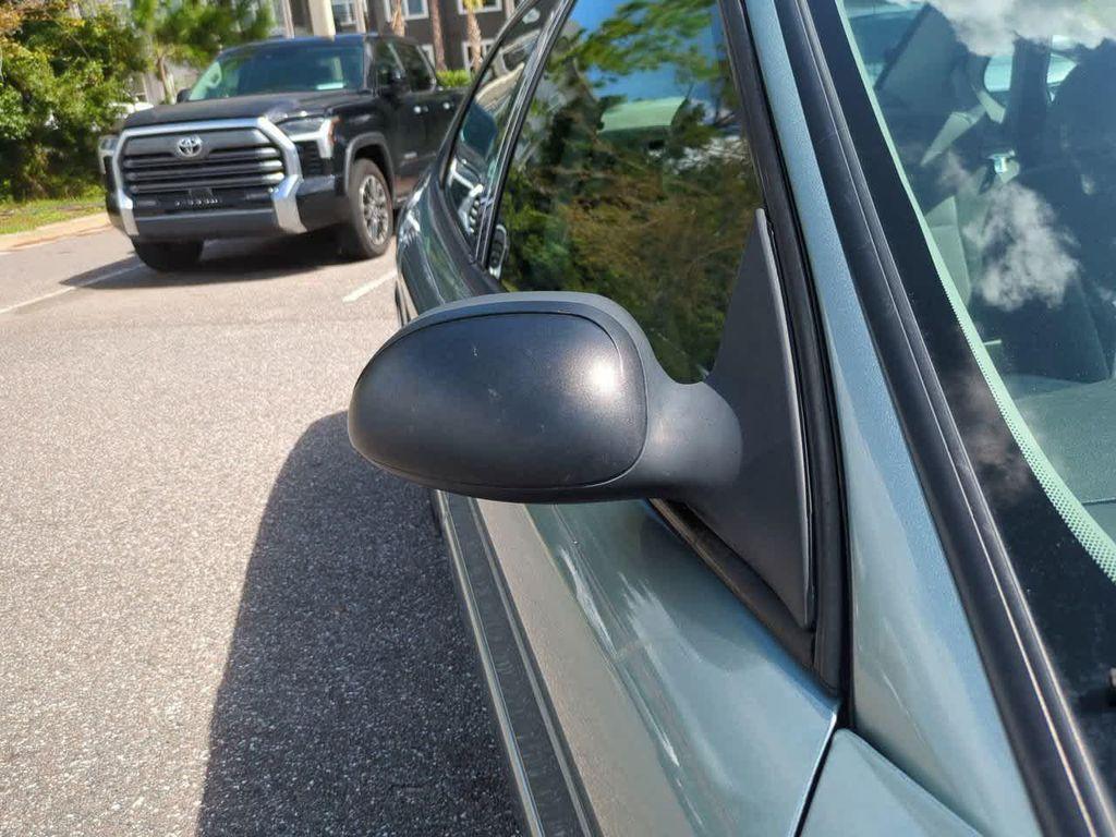 used 2007 Ford Taurus car, priced at $6,244