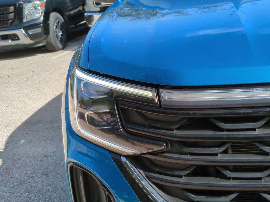 used 2024 Volkswagen Atlas Cross Sport car, priced at $27,999