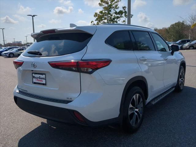 used 2022 Toyota Highlander car, priced at $30,444