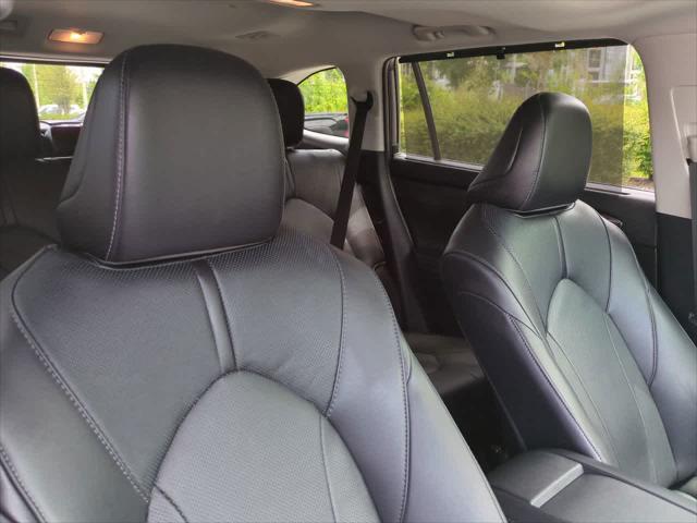 used 2020 Toyota Highlander car, priced at $37,144