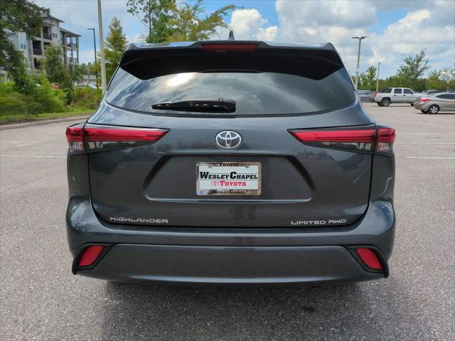 used 2020 Toyota Highlander car, priced at $37,144
