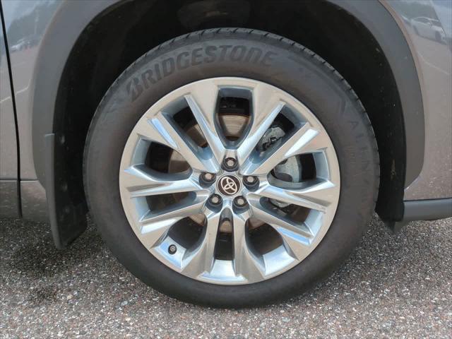 used 2020 Toyota Highlander car, priced at $37,144