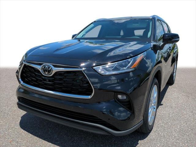 new 2025 Toyota Highlander car, priced at $52,200