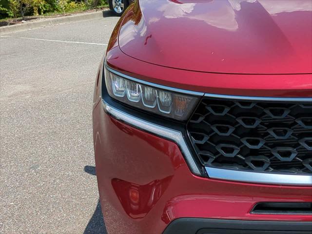 used 2023 Kia Sorento car, priced at $26,118