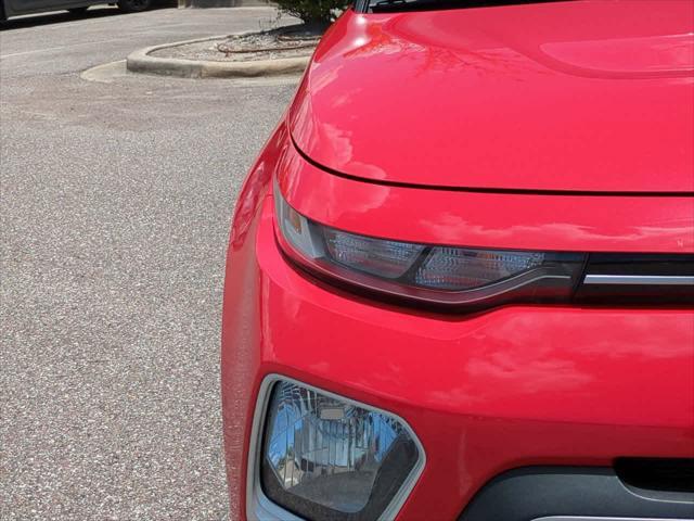 used 2022 Kia Soul car, priced at $16,999