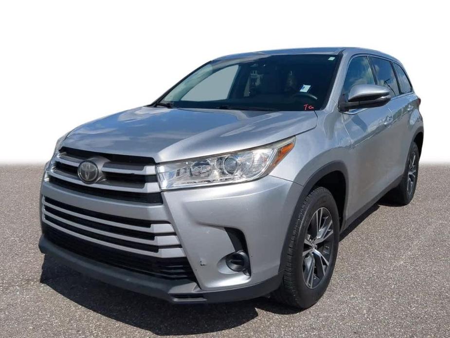 used 2019 Toyota Highlander car, priced at $19,199