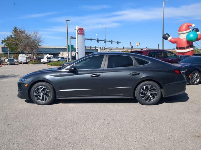 used 2023 Hyundai Sonata Hybrid car, priced at $21,444