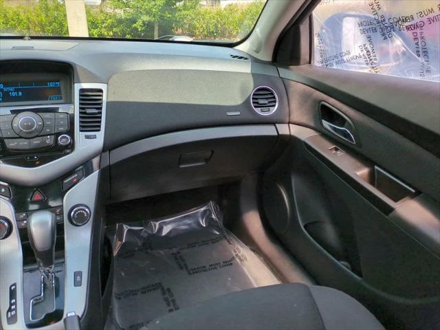 used 2014 Chevrolet Cruze car, priced at $8,999