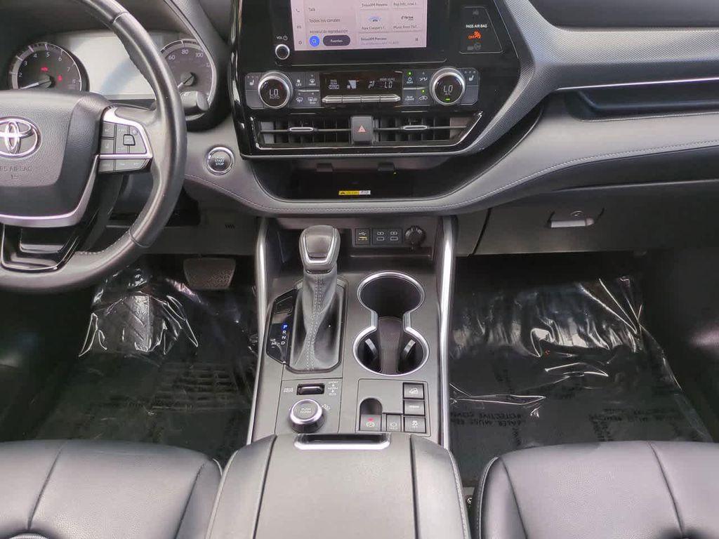 used 2023 Toyota Highlander car, priced at $39,444