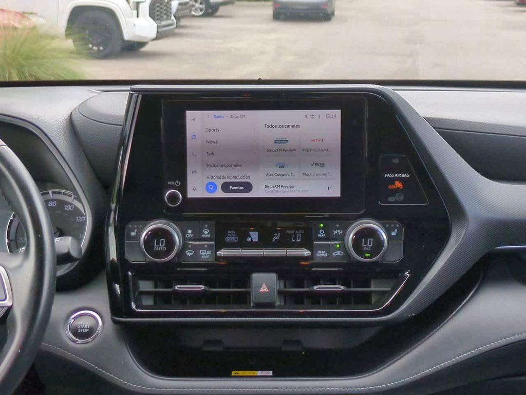 used 2023 Toyota Highlander car, priced at $39,444