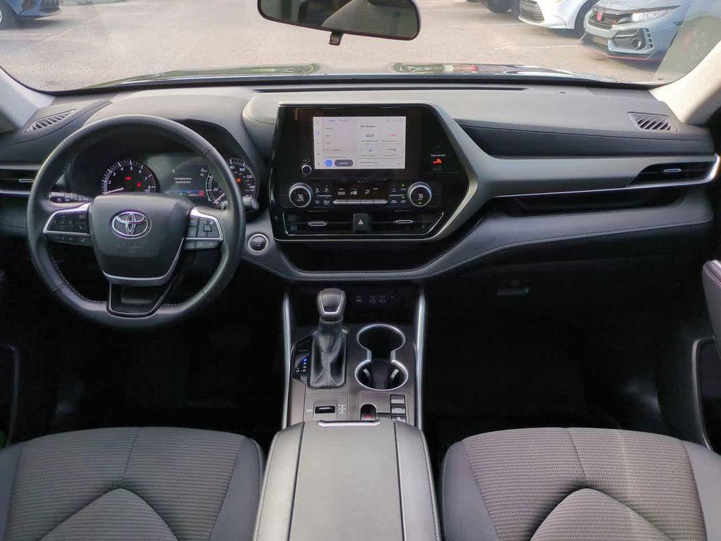 used 2024 Toyota Highlander car, priced at $36,444