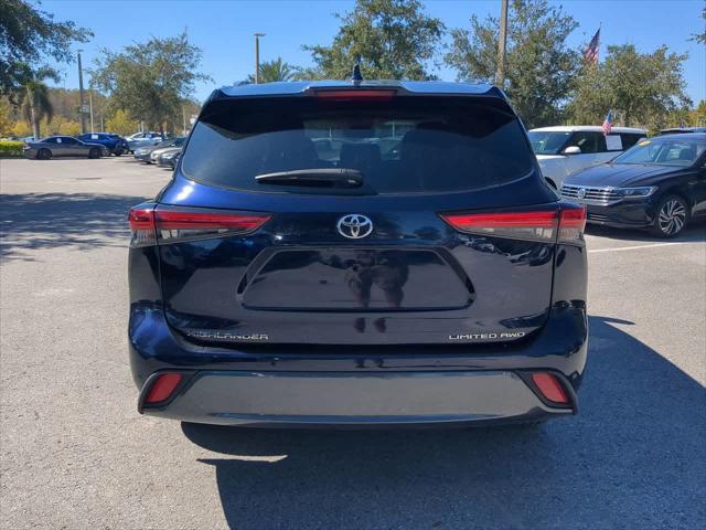 used 2020 Toyota Highlander car, priced at $32,444